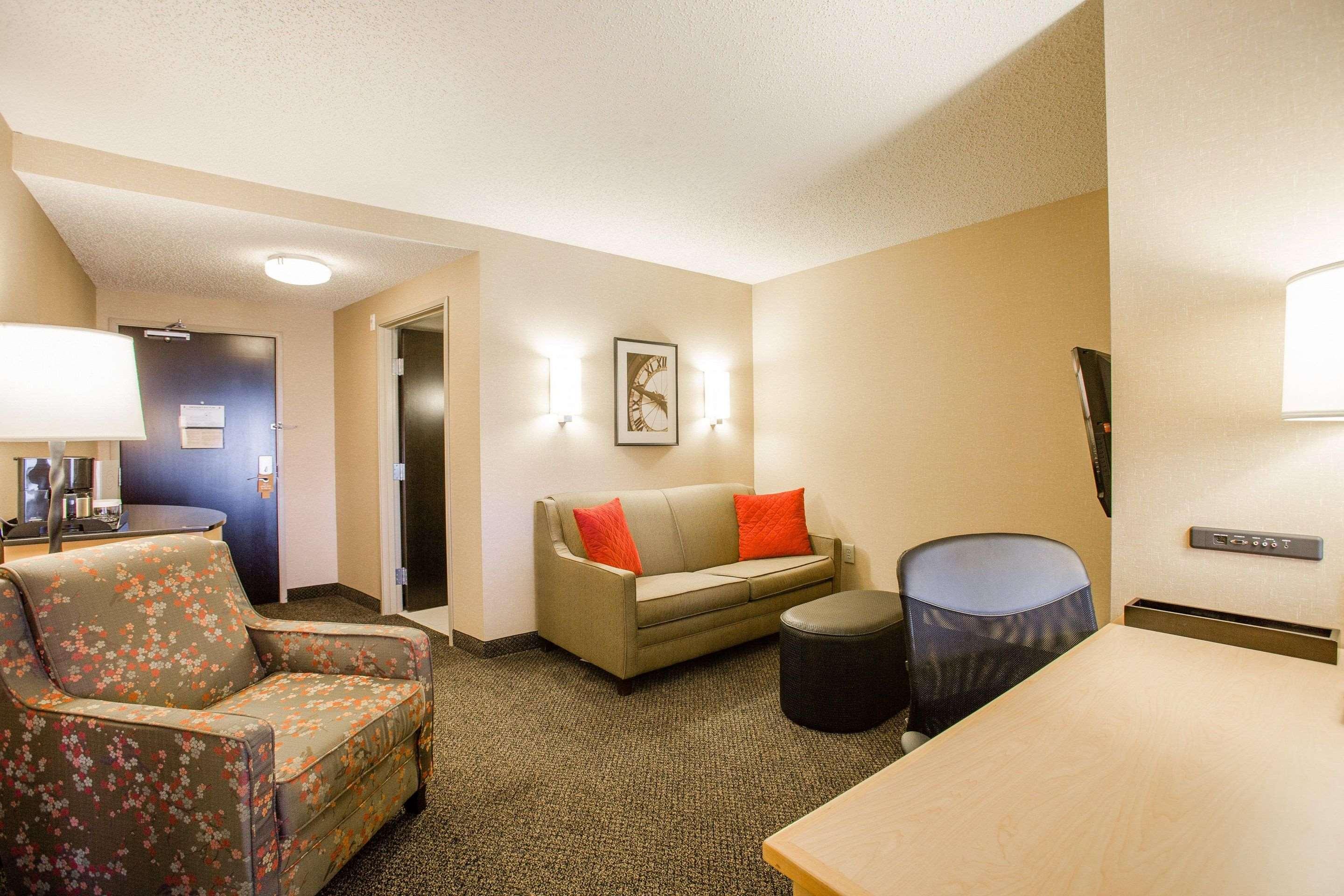 Cambria Hotel Minneapolis Maple Grove Exterior foto