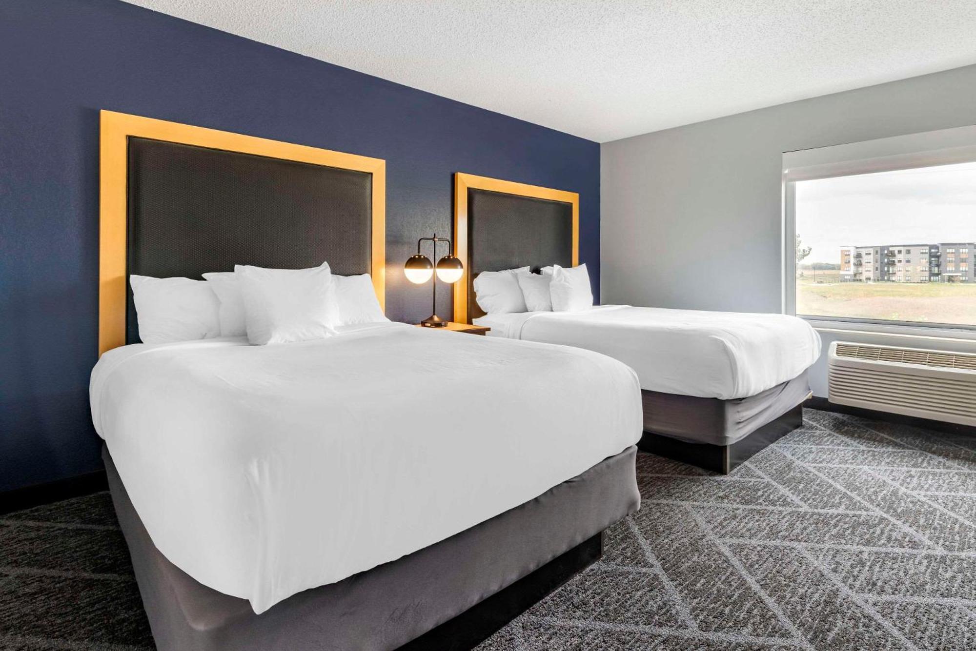 Cambria Hotel Minneapolis Maple Grove Exterior foto